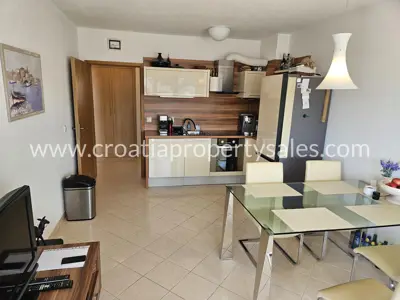 Wohnung, Trogir, 63 m², 2 Zimmer, 215 000 € - 3