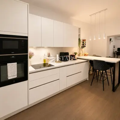 Wohnung 65 m², Rijeka Centar - 2 Balkone und renoviert
