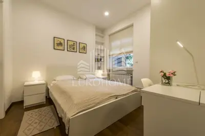 Stan 50 m², Donji grad, renoviran i namješten - 11
