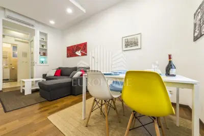 Stan 50 m², Donji grad, renoviran i namješten - 7