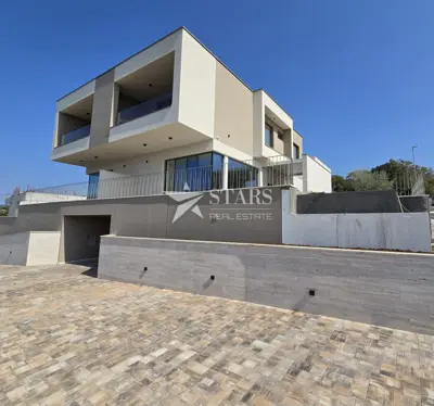 Stan 240 m², Kostrena - panoramski pogled na more
