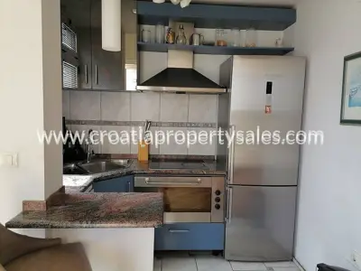 Apartment 87 m², Split center - sea and marina view - 8