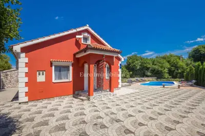 Kuća s bazenom, Otok Krk - mirna lokacija i okućnica - 3