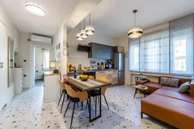 Kantrida, prekrasan 2S+DB, balkon
