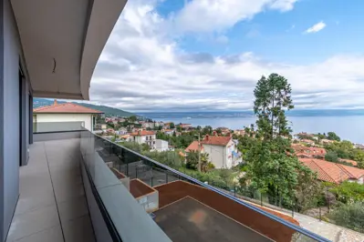 Apartment for sale in Lovran, 168 m²