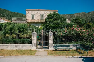 Dubrovnik, Zaton, first row to the sea, stone villa on 2,500 m² of land - 2