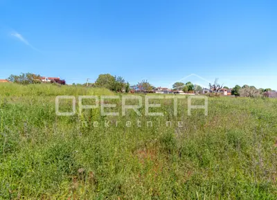 Građevinsko zemljište 1.011 m², Kaštelir - mirna slijepa ulica