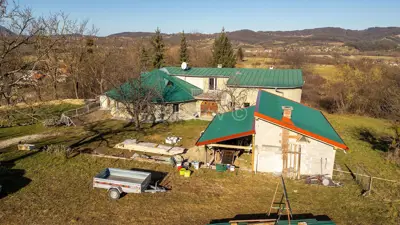 House 269 m², Ljubešćica - quiet location - 5