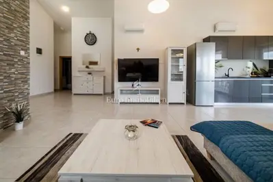 Novalja - penthouse s velikom terasom i pogledom na more - 5
