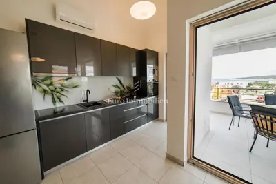 Novalja - penthouse s velikom terasom i pogledom na more - 9