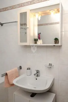 Stan 44 m², Rabac - otvoren pogled na more - 9