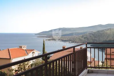 Stan 44 m², Rabac - otvoren pogled na more