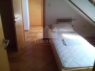 Stan 140 m², Donji grad, Palmotićeva - namješten i osunčan - 10