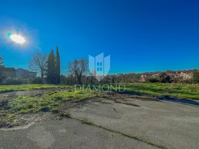 Building plot 4,941 m², Buje surroundings - residential use - 3