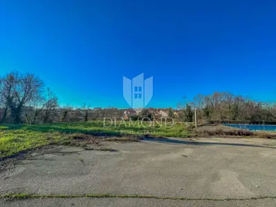 Building plot 4,941 m², Buje surroundings - residential use - 5