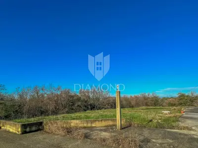 Building plot 4,941 m², Buje surroundings - residential use - 6
