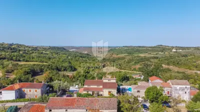 Kuća 60 m², Buje - stara kuća za adaptaciju - 2
