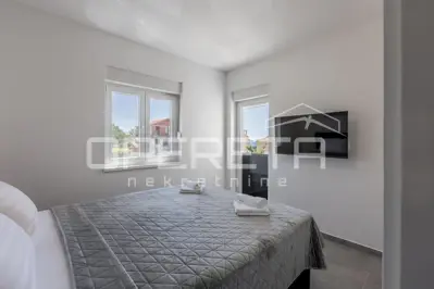 Haus in Zečevo Rogozničko, 90 m vom Meer und 3 Wohneinheiten - 6