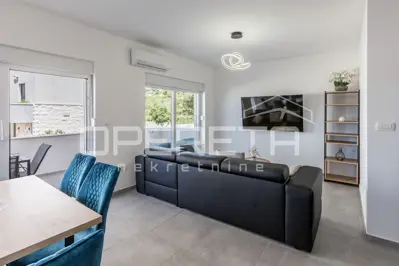 Haus in Zečevo Rogozničko, 90 m vom Meer und 3 Wohneinheiten - 18