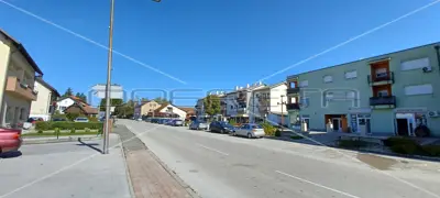 Wohn- und Geschäftsgebäude, Pisarovina, Ortszentrum und 14 Wohnungen - 6