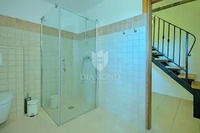 Villa 116 m², Oprtalj surroundings - pool and panoramic views - 14