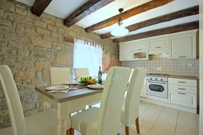 Villa 116 m², Oprtalj surroundings - pool and panoramic views - 8