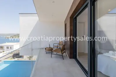 Villa 552 m², Rogoznica - Meerblick und Pool - 6