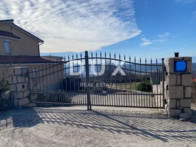 Haus 180 m², Šmrika - Pool, Garage und Meerblick - 11