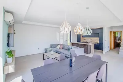 House 910 m², Peroj - private beach and heated pool - 9