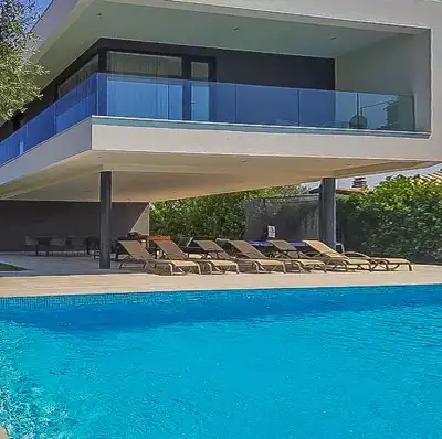 House 910 m², Peroj - private beach and heated pool - 7