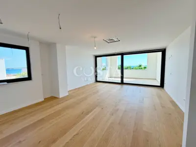 Stan 89 m², Privlaka - 3 spavaće sobe i lođa - 6