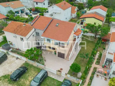 Kuća 208 m², Nin - Sabunike, 3 apartmana i vrt - 2