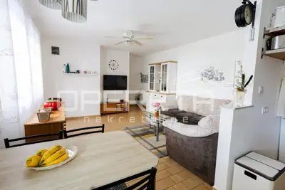 Kuća 208 m², Nin - Sabunike, 3 apartmana i vrt - 6