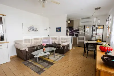 Kuća 208 m², Nin - Sabunike, 3 apartmana i vrt - 13