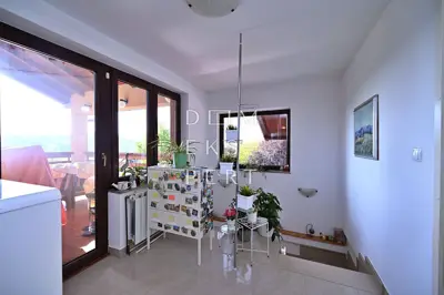 Nespeš, Obiteljska kuća s bazenom, Nespeš, Sv. I Zelina, 387 m² - 9