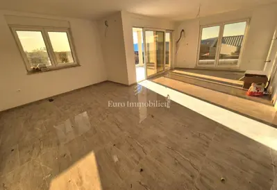 Apartman 80 m², Njivice - otvoren pogled na more - 3