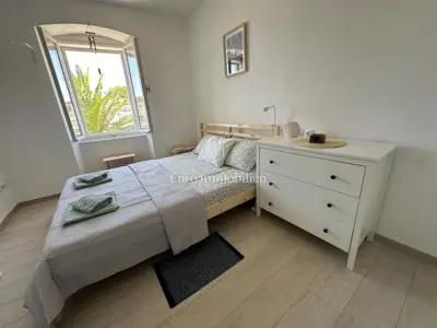 Renoviertes Haus mit 5 Einheiten erste Reihe zum Meer, Mali Lošinj - 10