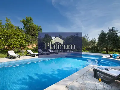 Kuća 180 m², Marčana - rustikalna s vrtom i ljetnom kuhinjom - 17