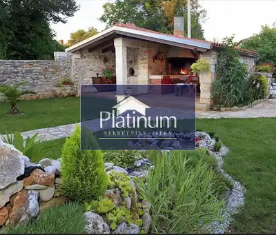 Kuća 180 m², Marčana - rustikalna s vrtom i ljetnom kuhinjom - 7