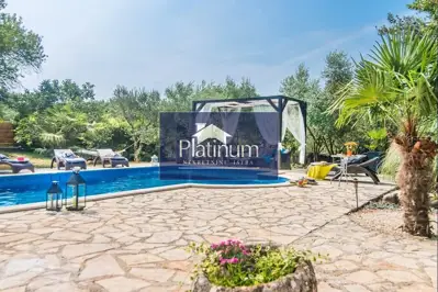 Kuća 180 m², Marčana - rustikalna s vrtom i ljetnom kuhinjom - 18