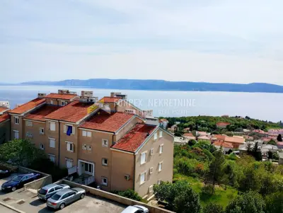 Apartment 49 m², Novi Vinodolski near the center, sea view - 14