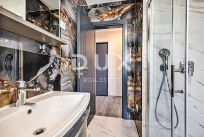 Wohnung 80 m², Poreč - Terrasse mit Jacuzzi und Sauna - 10