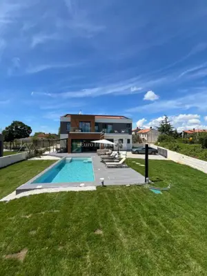 Villa 215 m², Barban - ruhige Umgebung und Grundstück 690 m² - 20