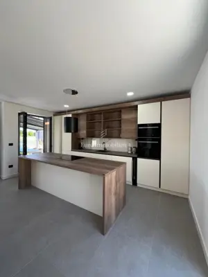 Villa 215 m², Barban - ruhige Umgebung und Grundstück 690 m² - 3