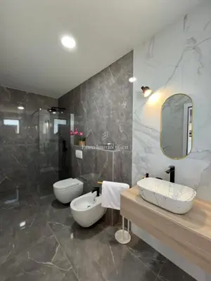 Villa 215 m², Barban - ruhige Umgebung und Grundstück 690 m² - 10