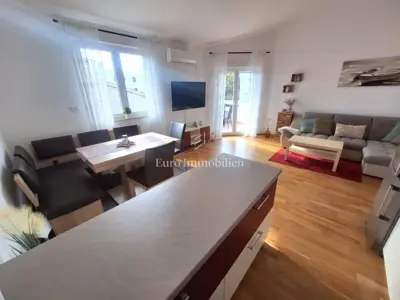 Krk - möblierte Wohnung mit Garten und zwei Parkplätzen - 8