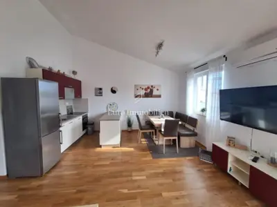 Krk - möblierte Wohnung mit Garten und zwei Parkplätzen - 6