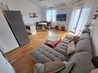Krk - möblierte Wohnung mit Garten und zwei Parkplätzen - 5