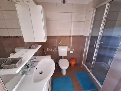 Krk - möblierte Wohnung mit Garten und zwei Parkplätzen - 12