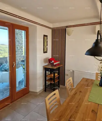 BUJE – Haus mit Pool und Panoramablick - 4